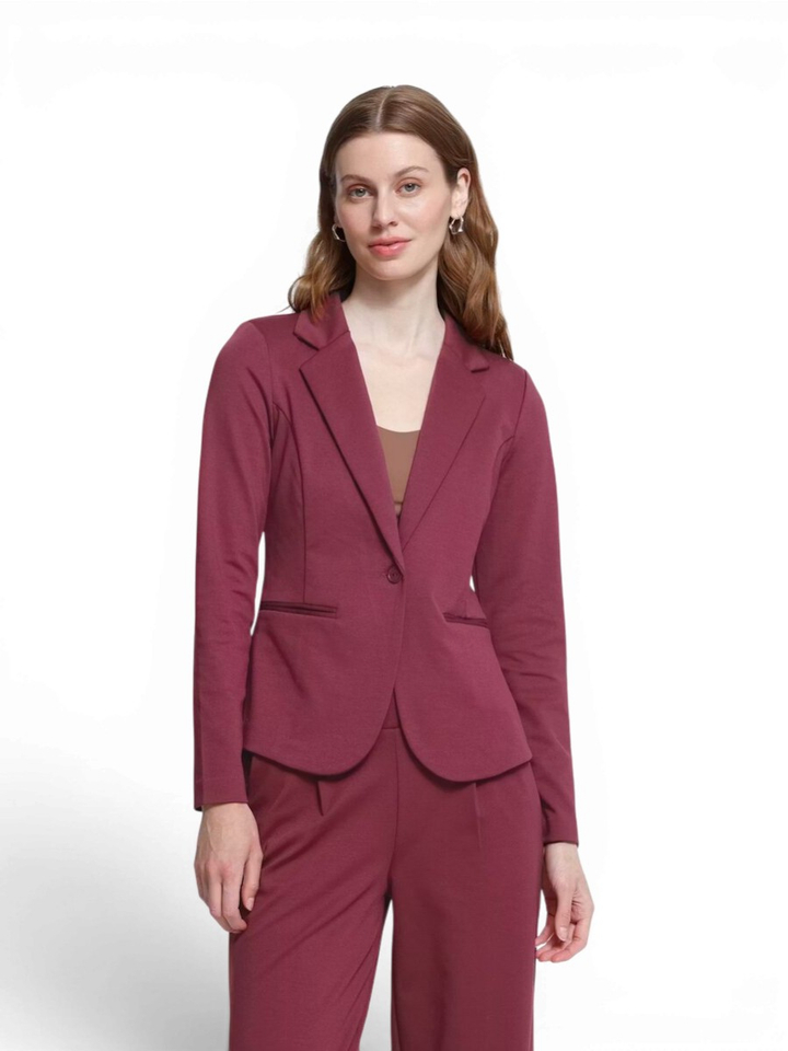 Kersenrode tijdloze blazer Kate Ichi 