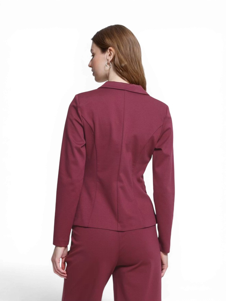Kersenrode tijdloze blazer Kate Ichi 