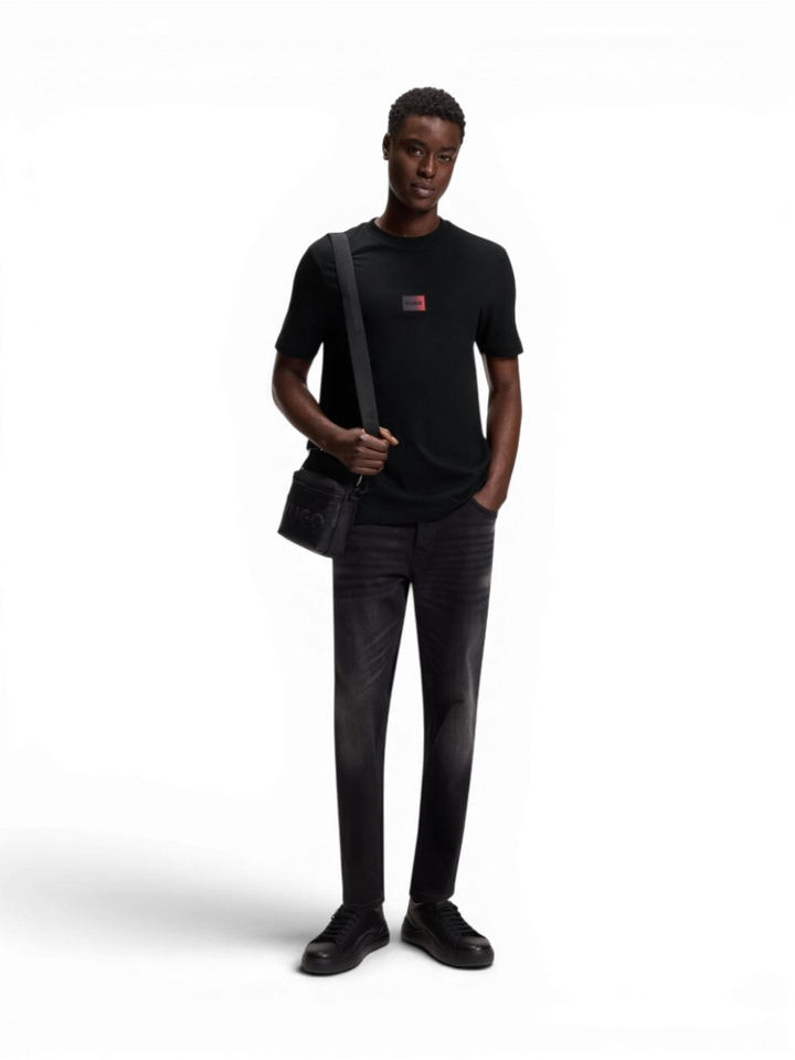 Zwarte t-shirt met logo detail Danotie Hugo Boss