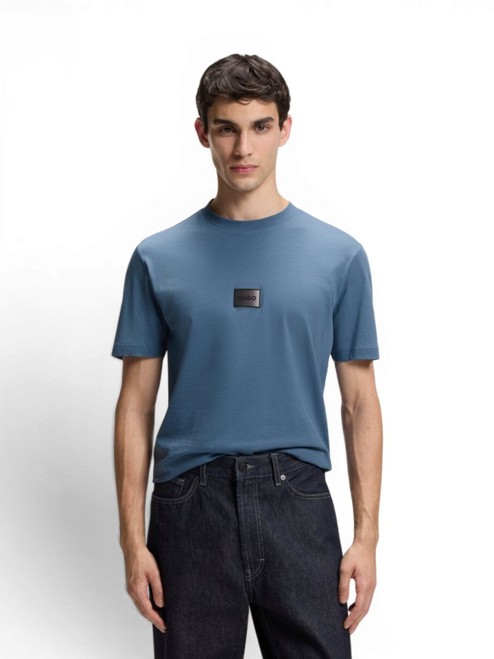 Blauwe t-shirt met logo detail Danotie Hugo Boss