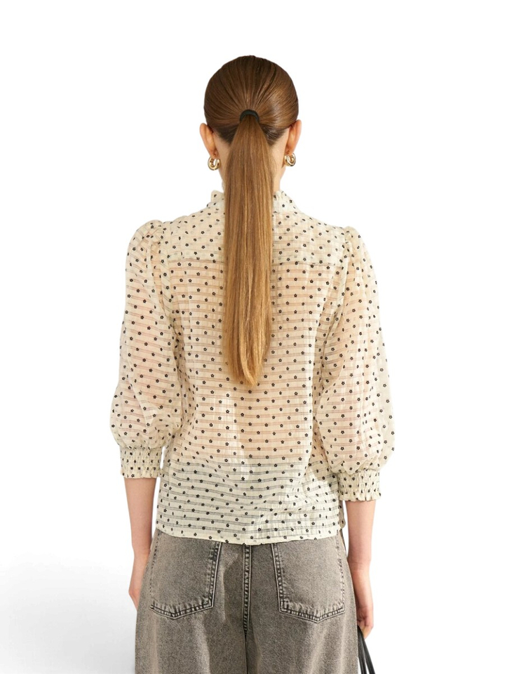 Beige bloes met zwarte bloemen Jannet Shirt Numph