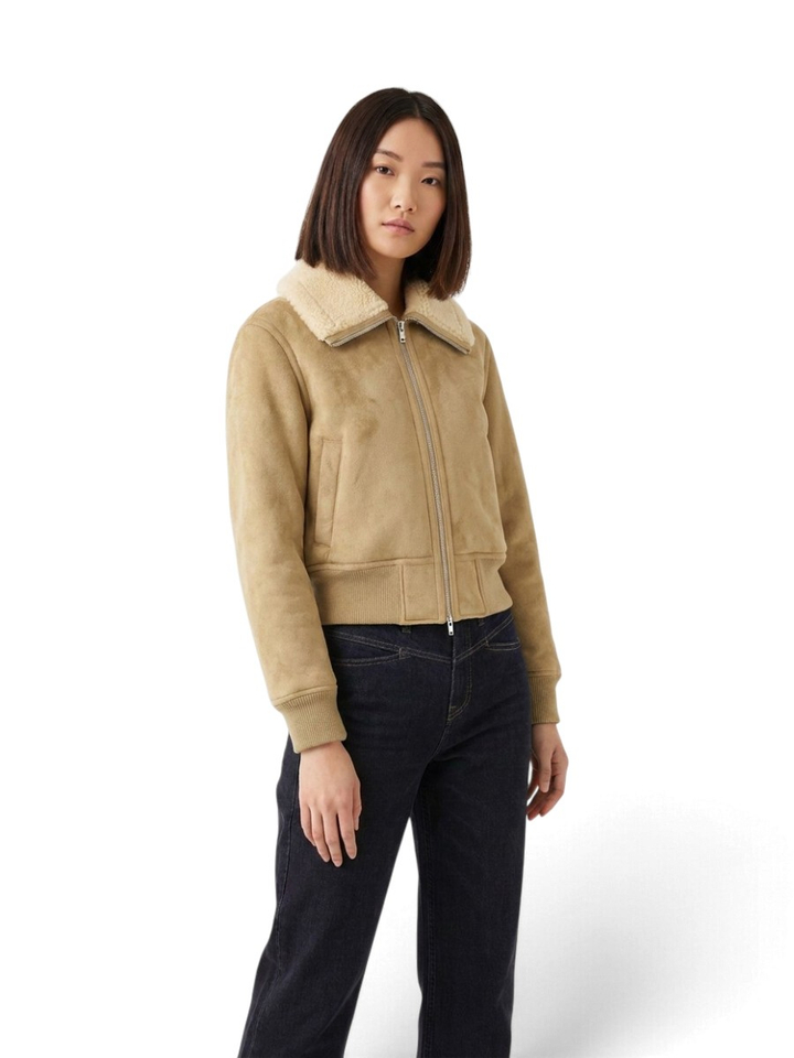 Beige korte jas met teddy Cleveland Como N01