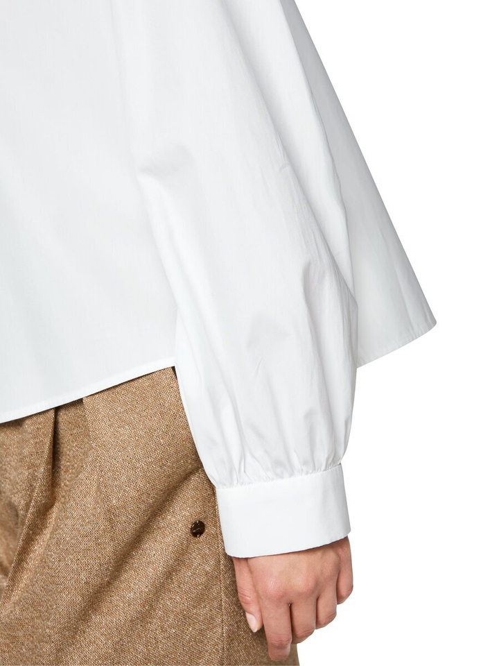 Witte katoenen blouse met knopen Marc Cain collections