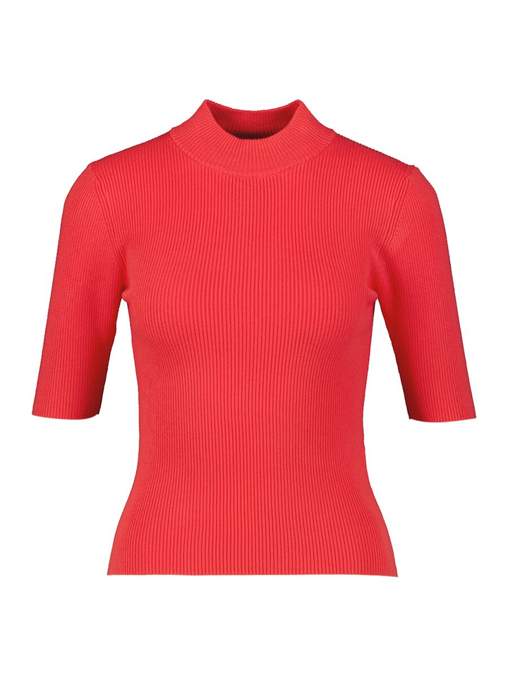 Koraalkleurige aansluitende t-shirt met korte mouwen Bia Numph