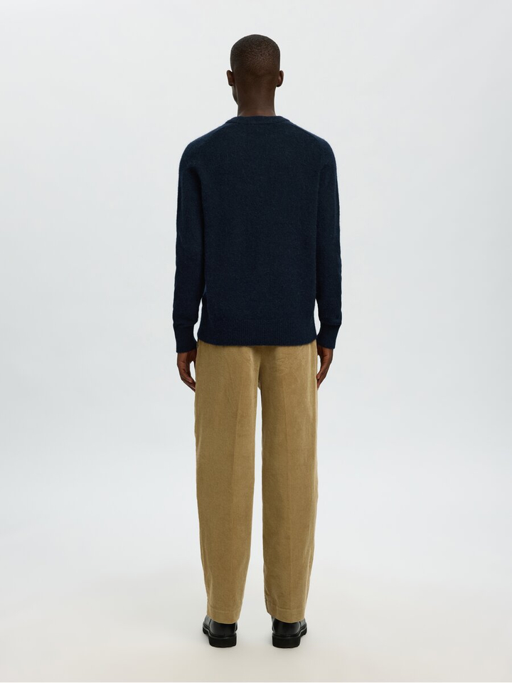 Donkerblauwe trui met alpaca Selected