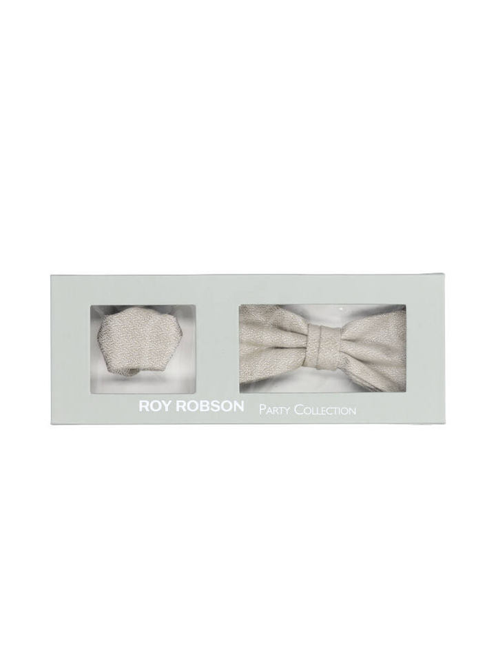 Light brown set Roy Robson 