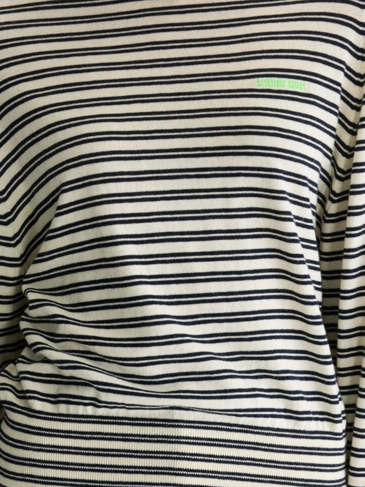 519673-8.jpg