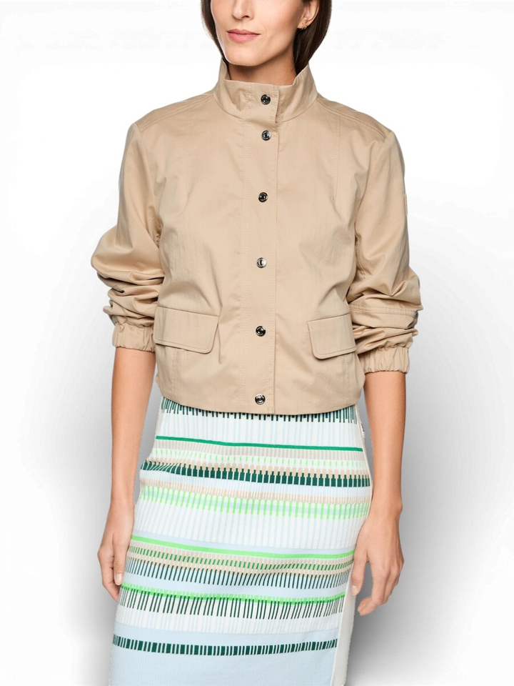 Beige dunne korte vest met drukknopen