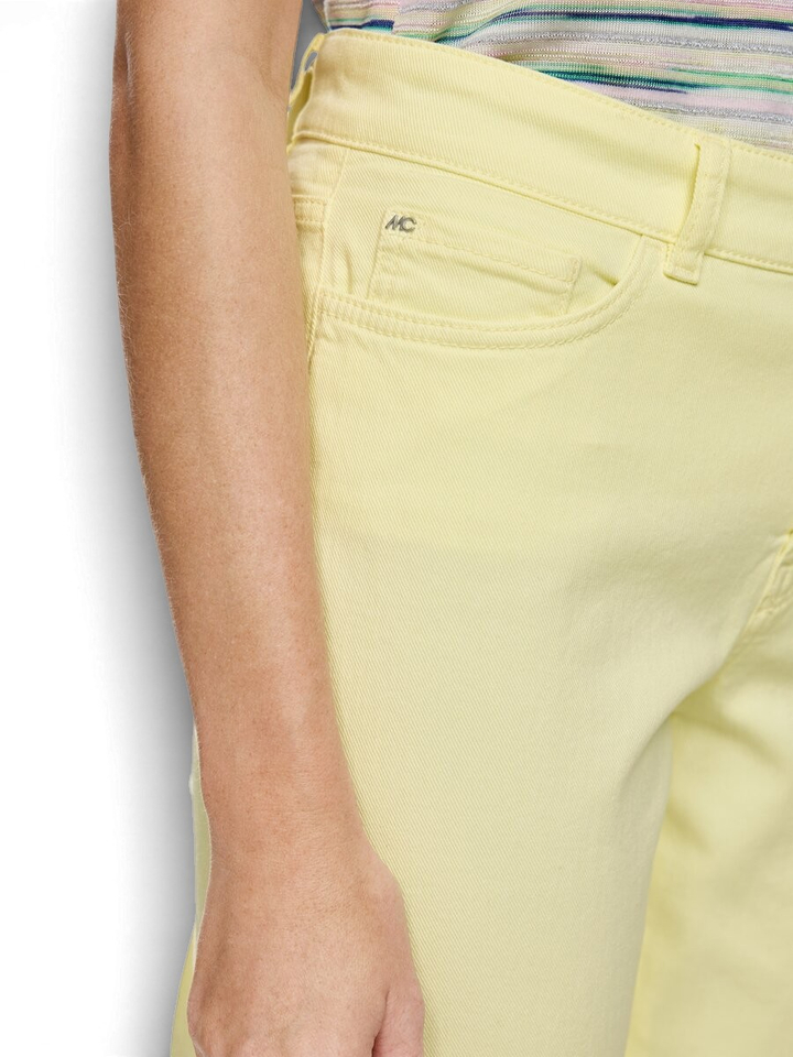 Gele broek met detail onderaan Marc Cain