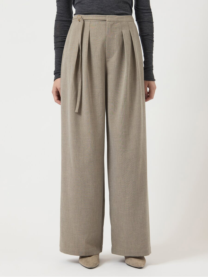 Ecru sweater met knoop detail Vireflect Vila