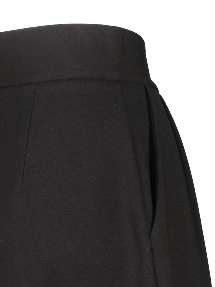 Zwarte wijde broek met bandplooi Meimeij