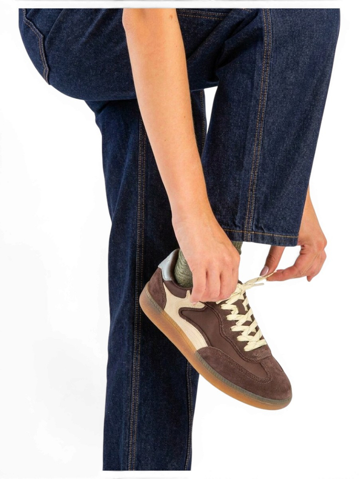 Donkerbruine lage sneakers met geel detail Park Hoff 