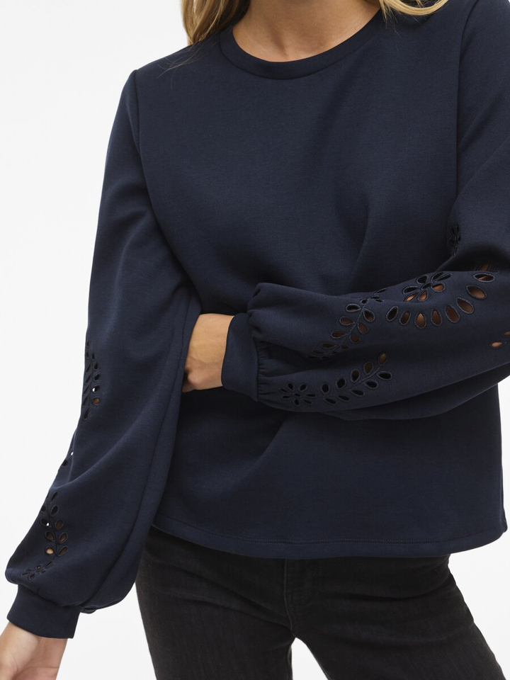 Blauwe sweater detail aan de mouw Visandy Vila