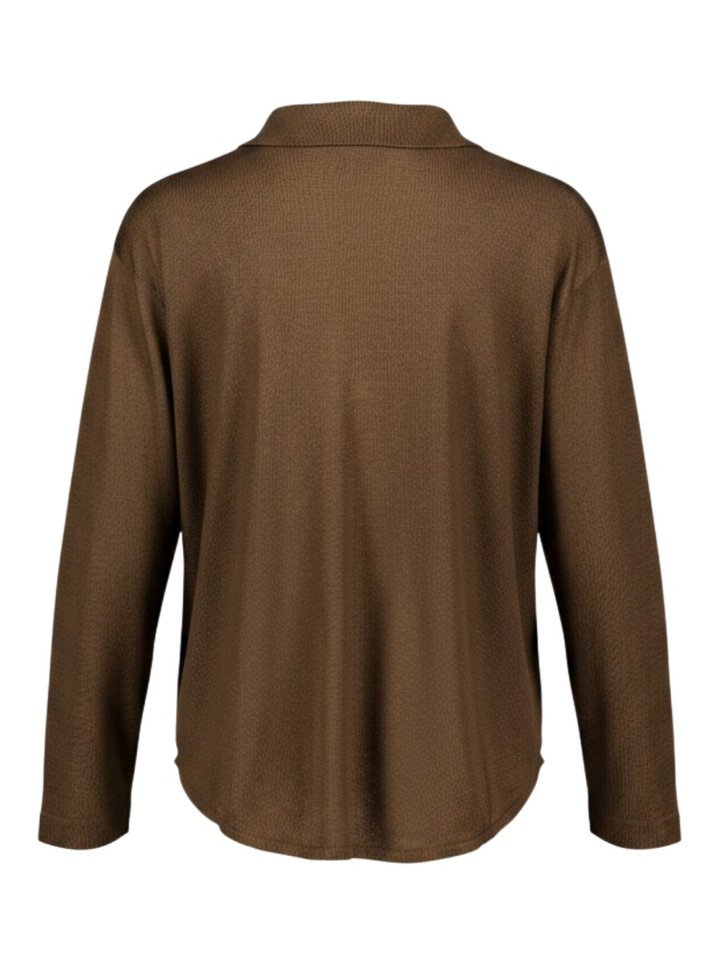 Bruine pull met knopen Oscar