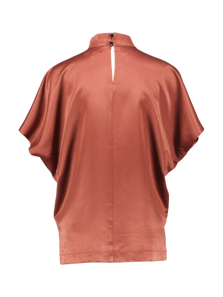 Bruinrode top met satijn look FIEN Annelien Coorevits