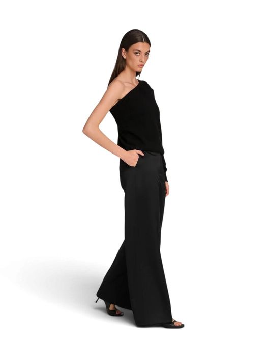 Zwarte off shoulder trui Milan March23