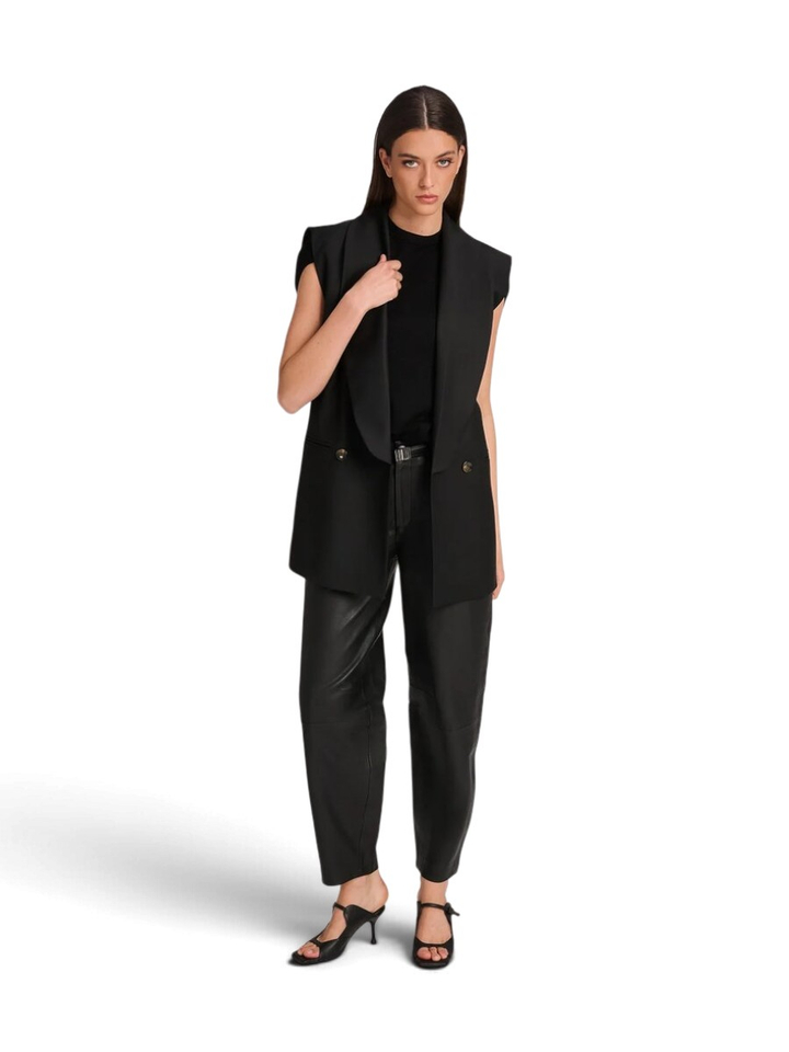 Zwarte blazer zonder mouwen Geneva March23 