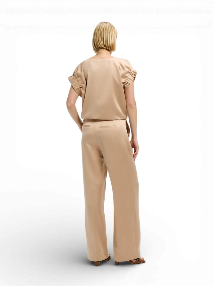Goudkleurige blouse met detail op de mouw Hosna Xandres