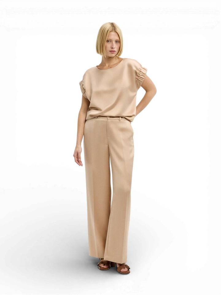 Goudkleurige blouse met detail op de mouw Hosna Xandres