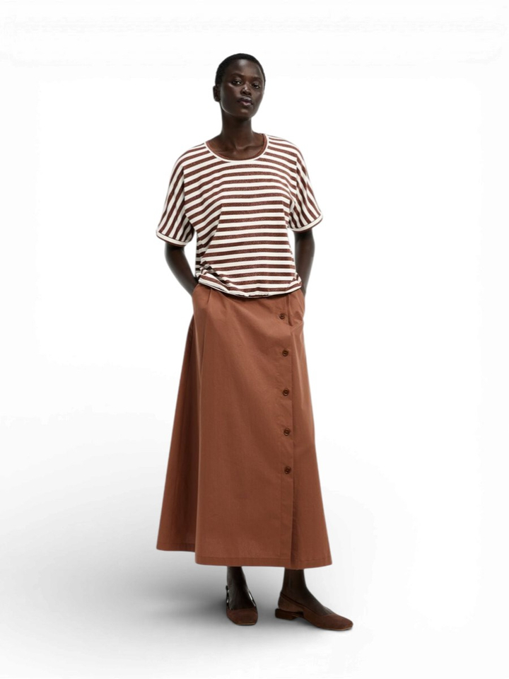 Bruine halflange rok met knopen Radja Xandres