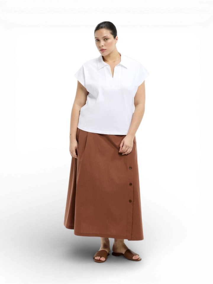 Bruine halflange rok met knopen Radja Xandres