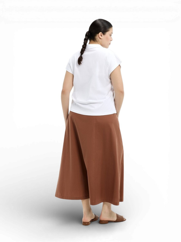 Bruine halflange rok met knopen Radja Xandres