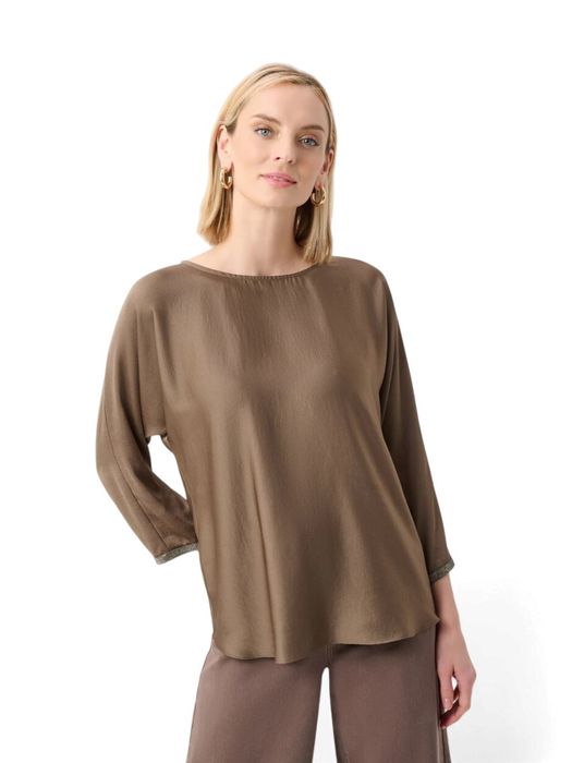 Taupe kleurige bloes met strass detail aan mouw Joseph Ribkoff