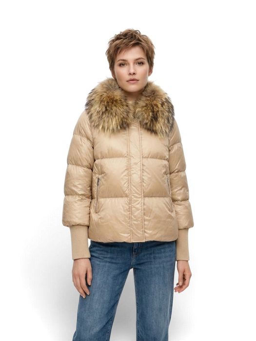 Beige jas met afneembare pelskraag Mila Stand