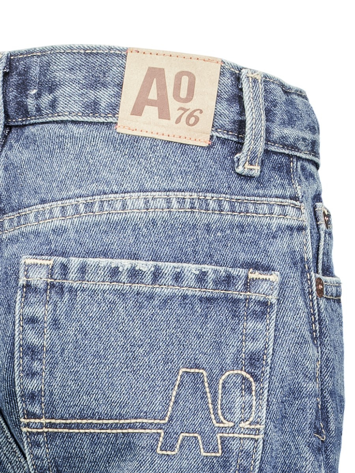 Blauwe relaxed fit jeans AO76