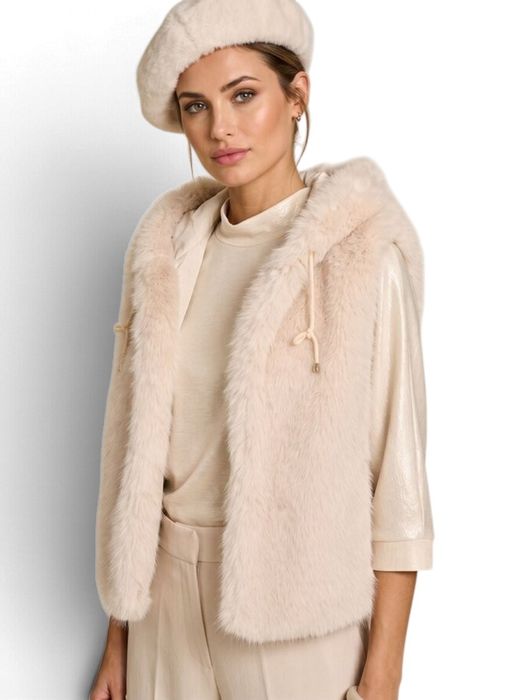 Ecru teddy bodywarmer met kap Jenny Due Amanti