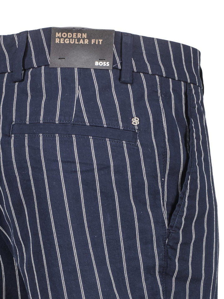 Donkerblauwe short met witte krijtstreep Hugo Boss 