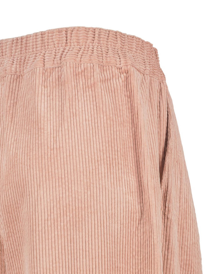 Roze wijde broek in Ribfluweel Hardy Nathalie Vleeschouwer