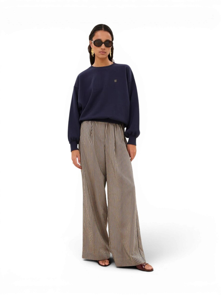 Donkerblauwe sweater met ronde hals Lili By-Bar