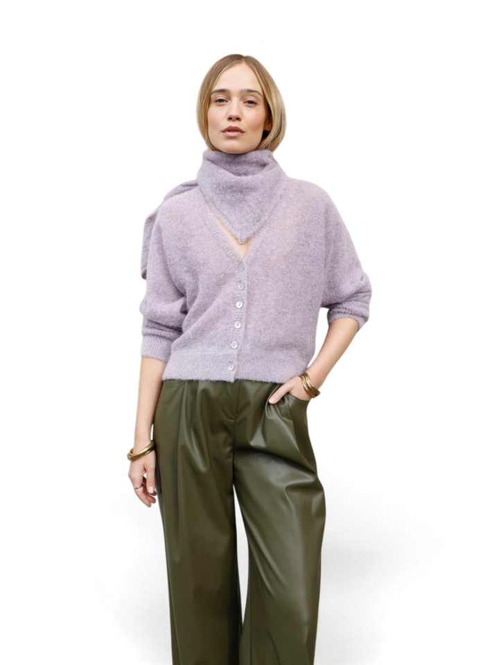 Paarse gilet met knopen Puzzle Julia June