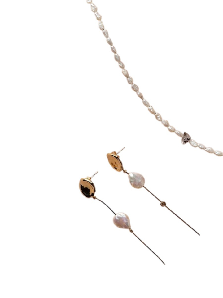 Gouden parel oorbellen Verny Murielle Perrotti