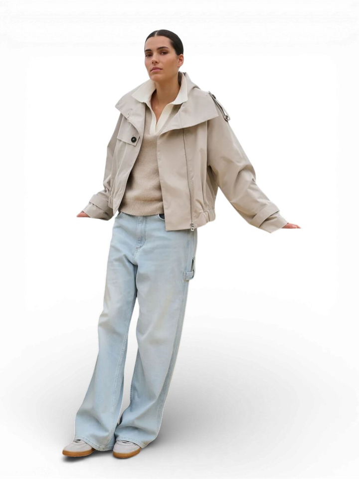 Beige trui met witte kraag Yaya 