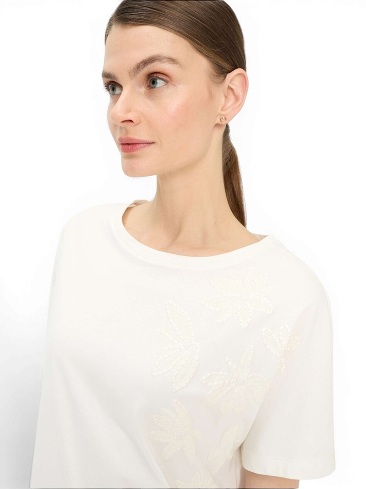 Ecru T-shirt met bloemen Brax