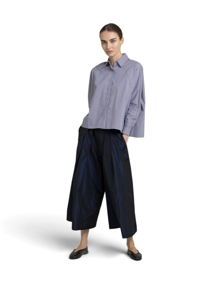 Donkerblauwe glanzende broek met bandplooi Timo Gigue 
