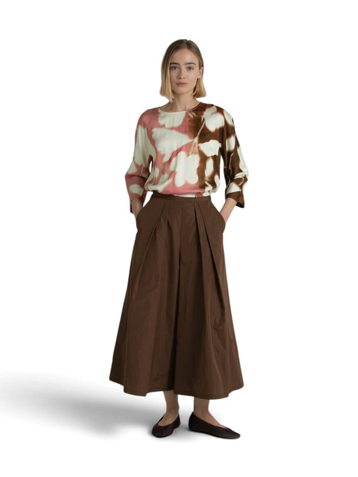 Bruine halflange broek met bandplooi Timo Gigue