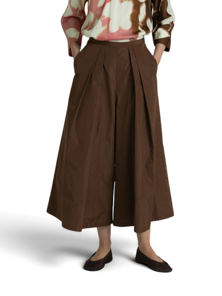 Bruine halflange broek met bandplooi Timo Gigue