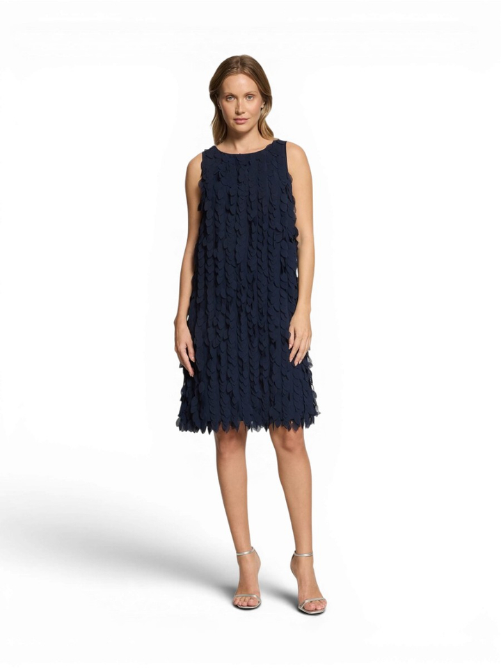 Donkerblauwe jurk met detail Vera Mont 
