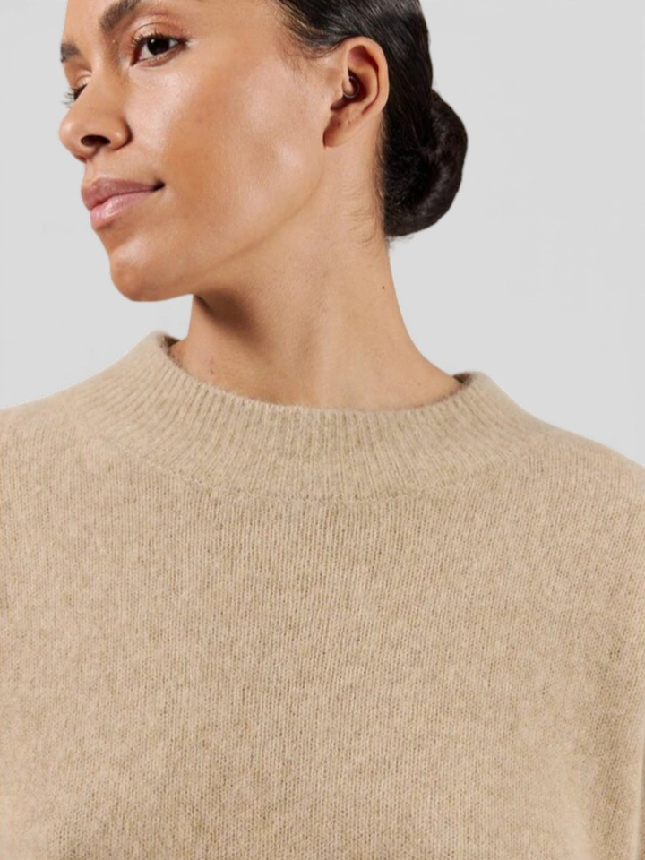 Beige trui Doanna Six