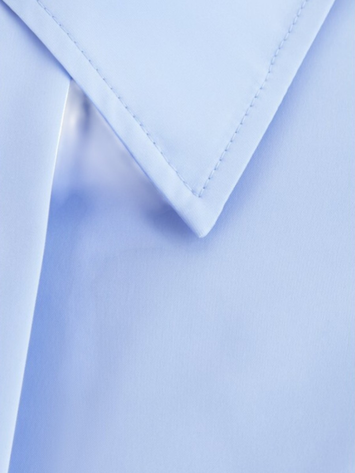 Lichtblauwe gilet met knoopsluiting Riani