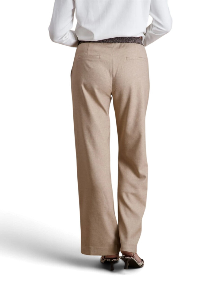 Beige broek met rechte pijpen en elastiek achteraan Signe Nature