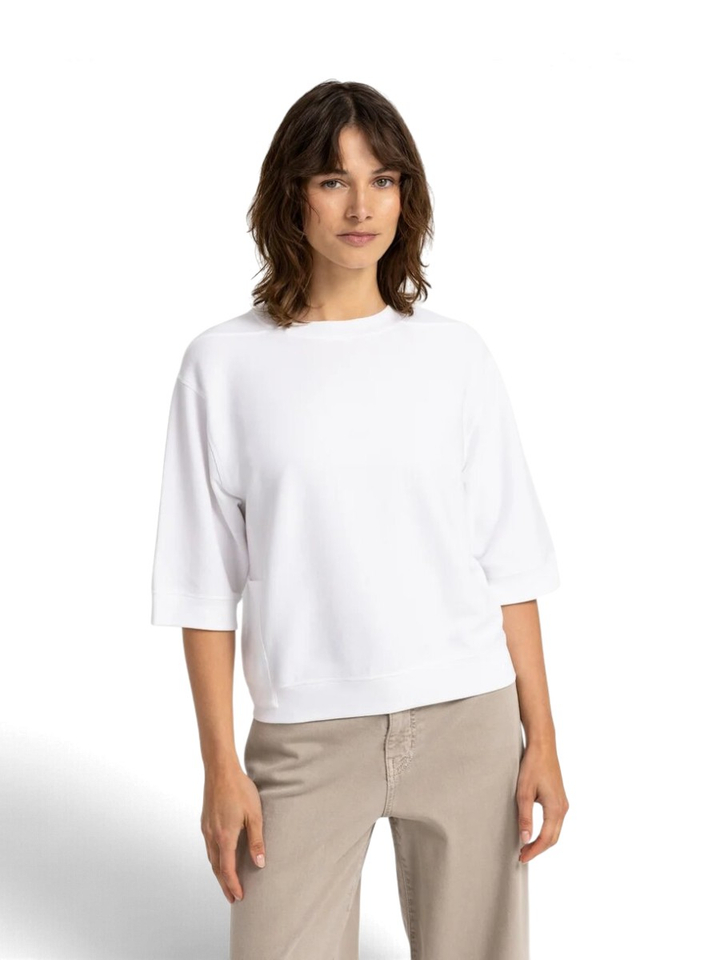 Witte t-shirt met brede ribgebreide boorden Yaya