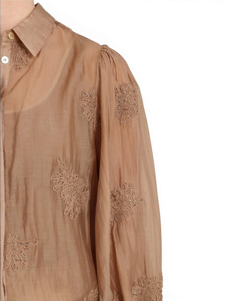 Toffee kleurige bloes met broderie Milanova Nukus