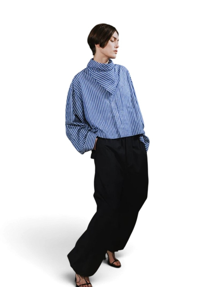 Blauwe gestreepte blouse met sjaal Nikki Rae