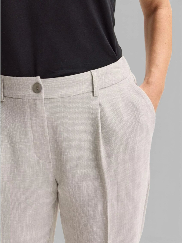 Lichtgrijze geklede broek Costa Mayerline
