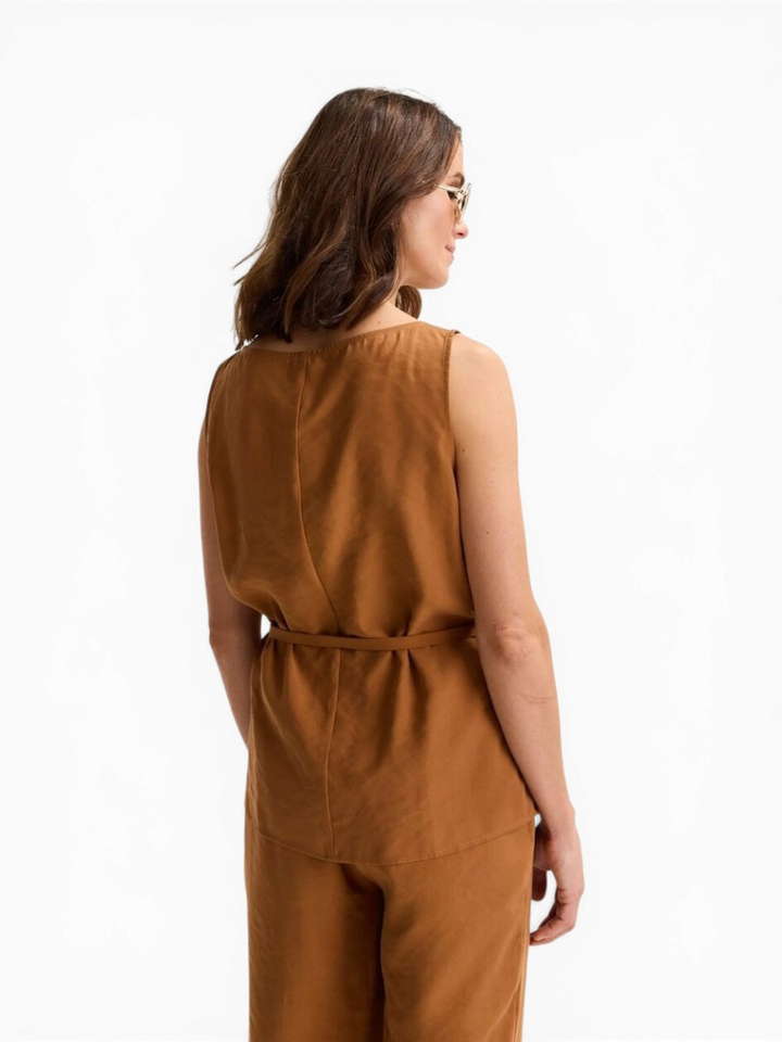 Bruine top Jamona Mayerline