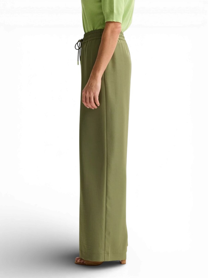 Groene losvallende broek Canno Mayerline